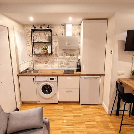 Acogedor Estudio En Delicias By Bebalmy Apartment Madrid Luaran gambar